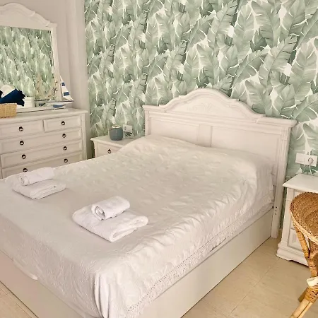 1ªlinea-50m De Playa-reformado-bbq Privada-vistas Al Mar-3 Terrazas * Dénia