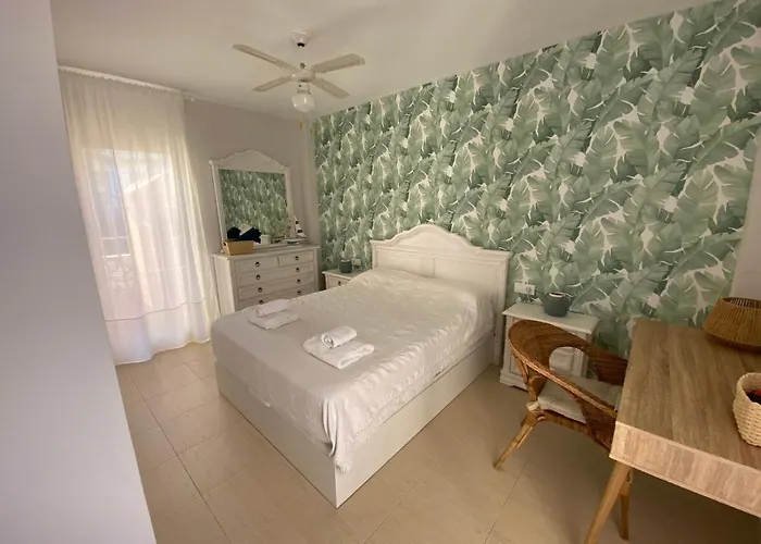 1ªlinea-50m De Playa-reformado-bbq Privada-vistas Al Mar-3 Terrazas