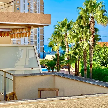 Apartamento 1ªlínea-50m De Playa-reformado-bbq Privada-vistas Al Mar-3 Terrazas Dénia